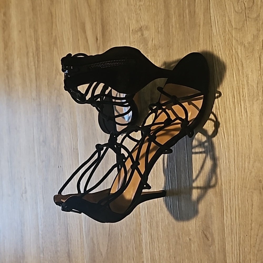 🖤NWT~Report Strappy Zip Back Heels Size 6.5 - Picture 9 of 11